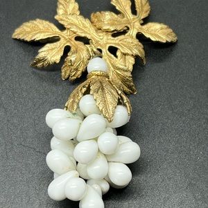 Signed Napier Gold tone Grape Brooch